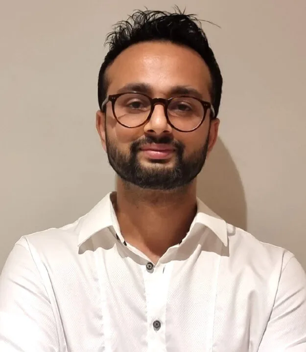 pushpa_upreti_hamro_driving_school_instruustor